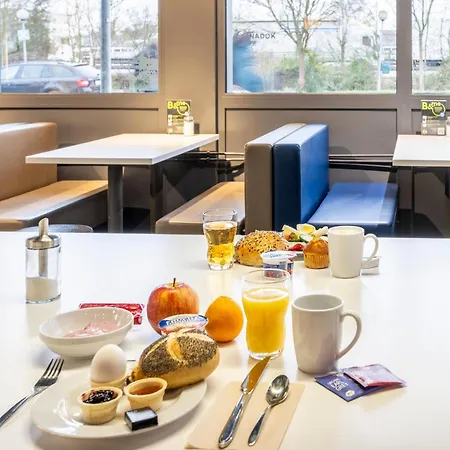 Ibis Budget Süd Hotel 2*